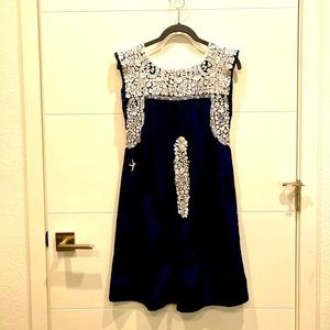 Mi Golondrina —navy & true white Flores Dress— worn x2, wash x1, no brand tag— S